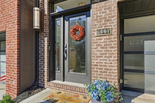 6447 Danielle St, Shadyside, PA, 15206 | Card Image