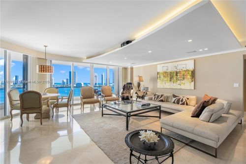 1605-2600 Island Blvd, Aventura, FL, 33160-5210 | Card Image