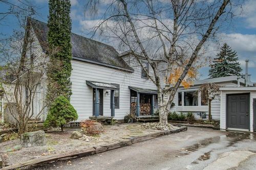 112 Jacob St, New Hamburg, ON, N3A1B7 | Card Image