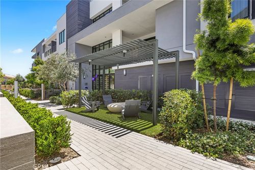 202-16175 Dawn Way, Tustin, CA, 92782-2871 | Card Image