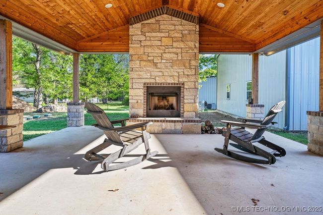 8903 Pear St, House other with 4 bedrooms, 3 bathrooms and null parking in Kingston OK | Image 33