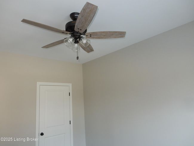 195 Bullitt Creek Dr, Condo with 2 bedrooms, 2 bathrooms and null parking in Shepherdsville KY | Image 21