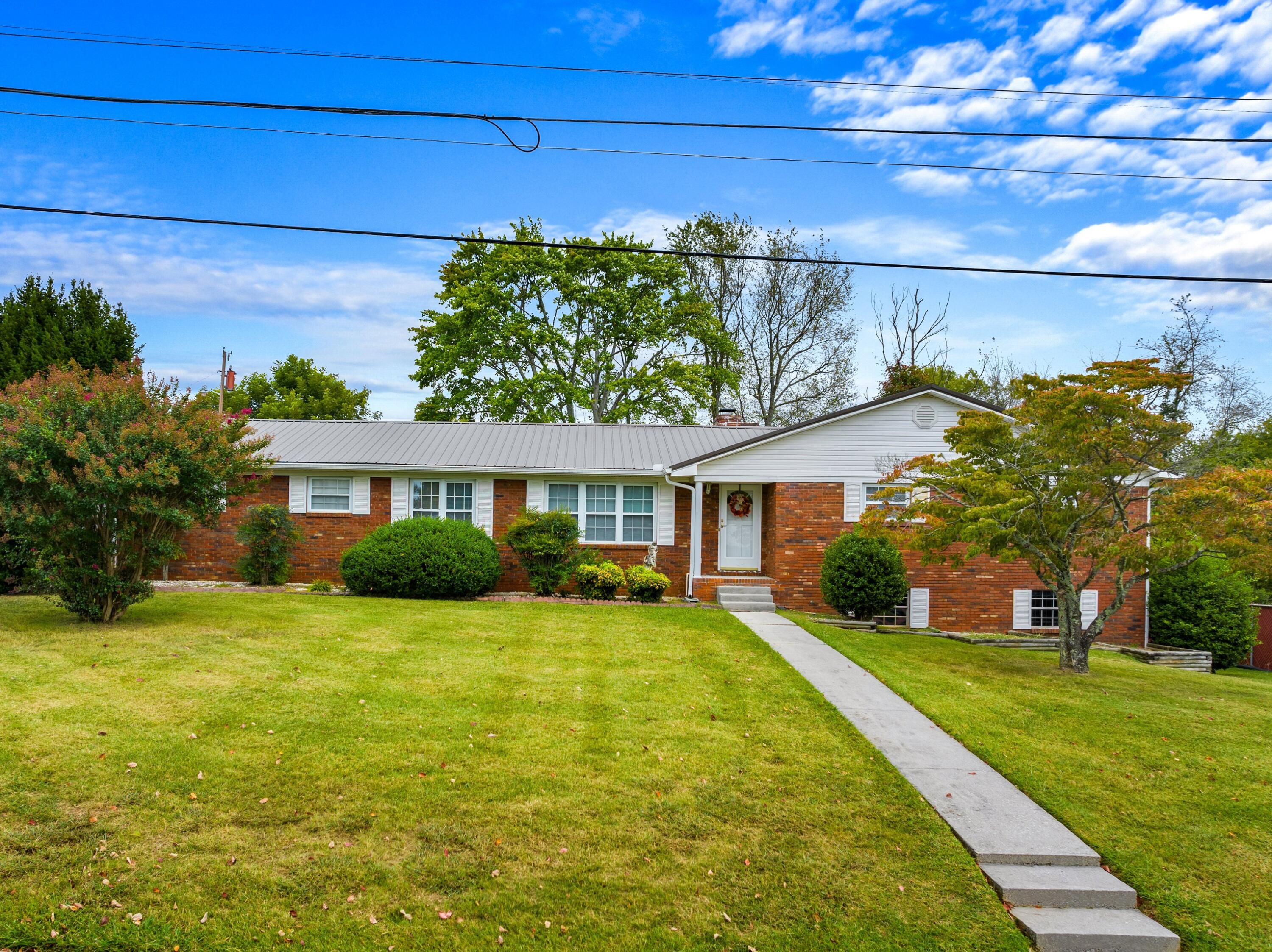 Emerald Ave, Morristown, TN 37814