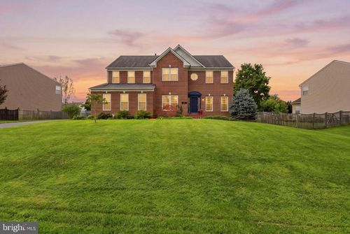 243 Pebble Beach Dr, CHARLES TOWN, WV, 25414-4079 | Card Image
