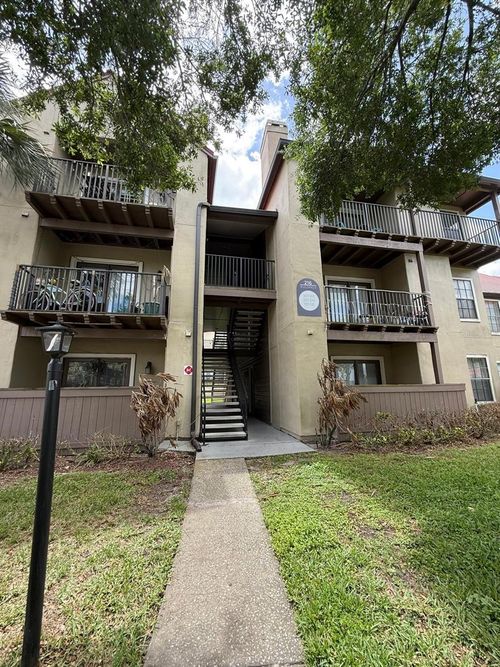 208-216 Afton Sq, Altamonte Springs, FL, 32714-3842 | Card Image