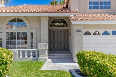 8308 Aqua Spray Avenue, House other with 5 bedrooms, 2 bathrooms and null parking in Las Vegas NV | Image 3