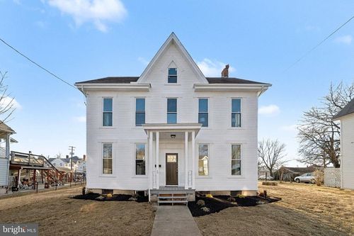 35 N Franklin St, WAYNESBORO, PA, 17268-1268 | Card Image