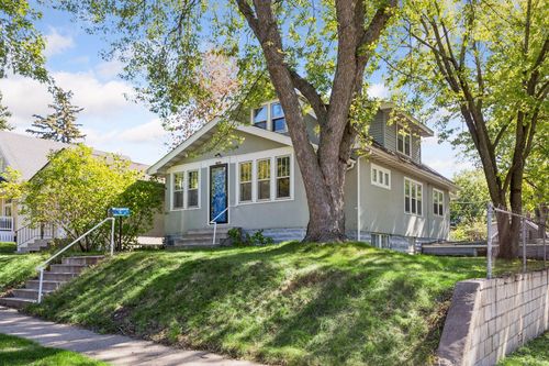 1960 Ivy Ave E, Saint Paul, MN, 55119-3227 | Card Image