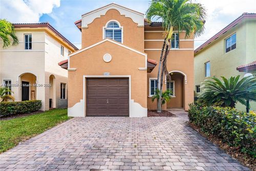 1073 Ne 41st Ter, HOMESTEAD, FL, 33033-5869 | Card Image