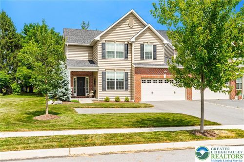 1091 Swallow Tail Ln, BREINIGSVILLE, PA, 18031-1867 | Card Image