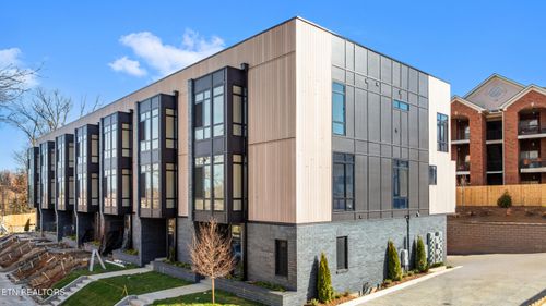 3972 Midland Ave, Knoxville, TN, 37919 | Card Image