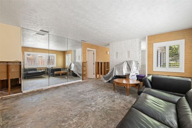 163 Barbados Ave, House other with 4 bedrooms, 2 bathrooms and null parking in Tampa FL | Image 6