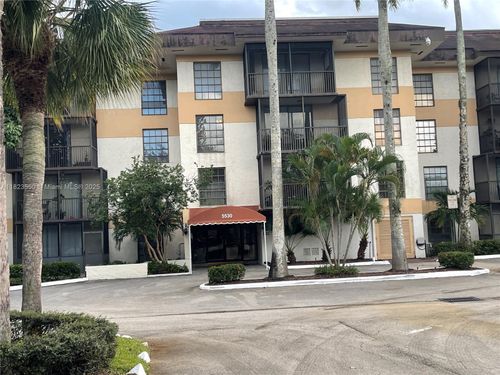 apt-103c-5530 Nw 44th St, Lauderhill, FL, 33319-6151 | Card Image