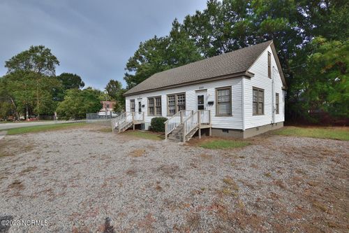 220 W Bassett St, Rocky Mount, NC, 27803-2903 | Card Image