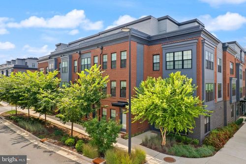 1862 Michael Faraday Dr, RESTON, VA, 20190-5487 | Card Image