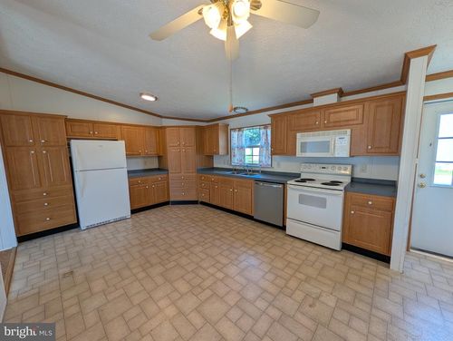 216 Garner Dr, ABERDEEN, MD, 21001-4380 | Card Image