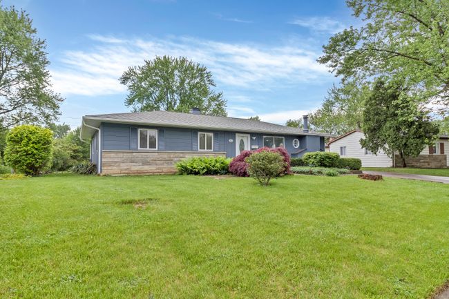 7913 Renfrew Drive, House other with 3 bedrooms, 1 bathrooms and null parking in Indianapolis IN | Image 4