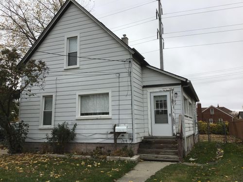 3152 9th St, Wyandotte, MI, 48192-5615 | Card Image