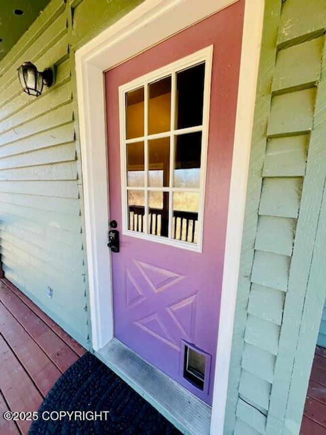 Exterior Front (3) | Image 28