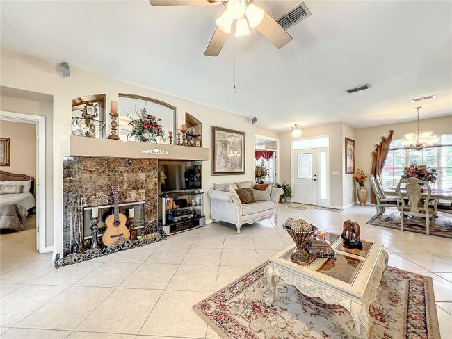 13333 Via Roma Cir, House other with 3 bedrooms, 2 bathrooms and null parking in CLERMONT FL | Image 25