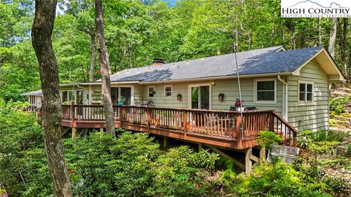 157 Twisted Laurel Ln, Blowing Rock, NC, 28605-9958 | Card Image