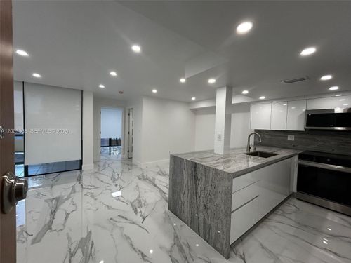 227-3-11790 Sw 18th St, Miami, FL, 33175-1622 | Card Image
