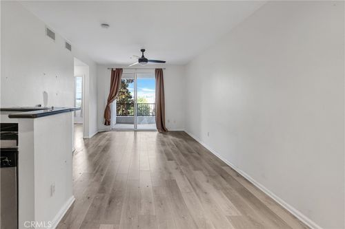 3065-1801 E Katella Ave, Anaheim, CA, 92805-6658 | Card Image