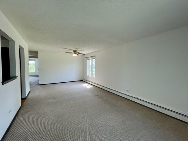 APT-6 - 181 Gregory St, Home with 2 bedrooms, 2 bathrooms and 2 parking in Aurora IL | Image 5