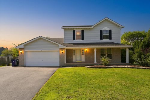 1 Regal Ct, Algonquin, IL, 60102-4372 | Card Image