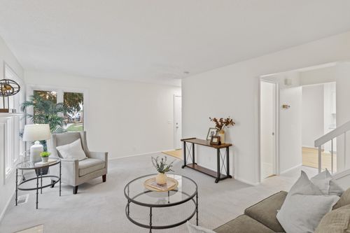 122 Avignon Ct, Woodbury, MN, 55125-1437 | Card Image