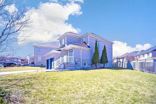 6 Aria Lane, Brampton, ON, L6S6J5 | Card Image