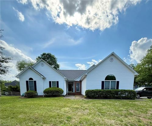 201 Brookfarm Trl, Lewisville, NC, 27023-8217 | Card Image