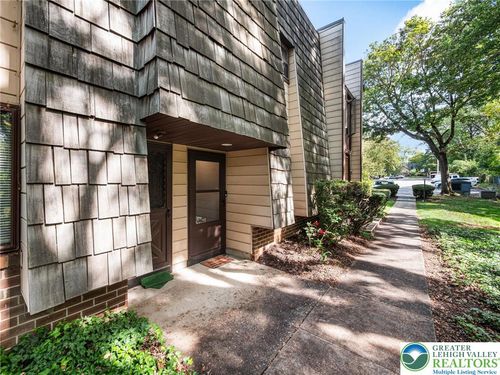 106-1015 Village Round, Allentown, PA, 18106-9778 | Card Image