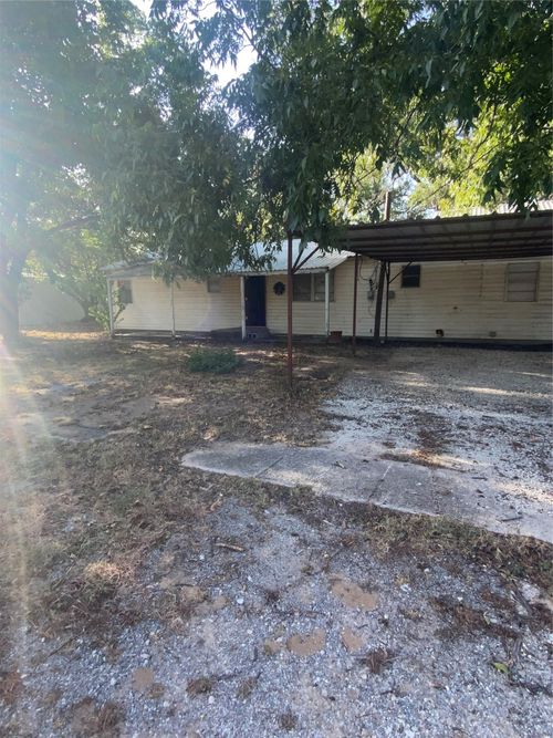 600 Ne 2nd St, Cross Plains, TX, 76443-2406 | Card Image