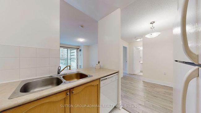 313 - 21 Hillcrest Ave, Condo with 1 bedrooms, 1 bathrooms and 1 parking in North York ON | Image 5