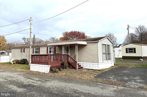 trlr-15-2400 Lincoln Ave, SPARROWS POINT, MD, 21219-2050 | Card Image