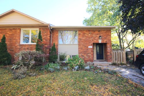 4244 York Dr, Niagara Falls, ON, L2E6Y4 | Card Image