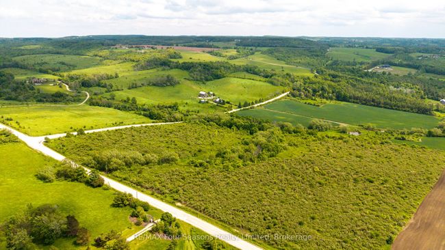CON 7 21 St Sideroad, Home with 0 bedrooms, 0 bathrooms and null parking in Clarksburg ON | Image 4