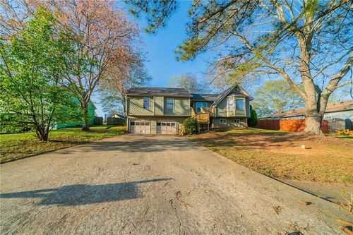 895 Tyrell Dr, Austell, GA, 30106-1551 | Card Image