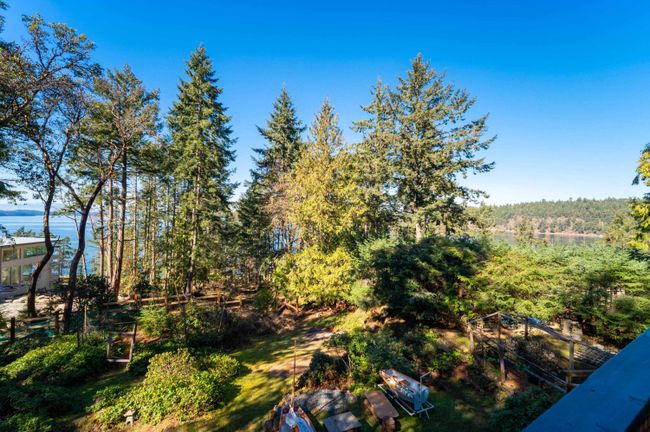 162 Spinnaker Drive, House other with 3 bedrooms, 2 bathrooms and 4 parking in Mayne Island BC | Image 12