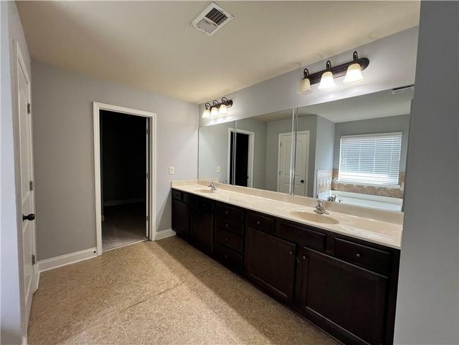 3522 Fallen Oak Dr, House other with 5 bedrooms, 3 bathrooms and null parking in Buford GA | Image 23