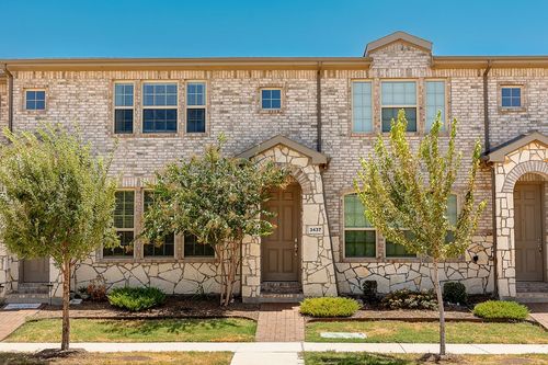 3437 Solana Cir, Denton, TX, 76207-1474 | Card Image