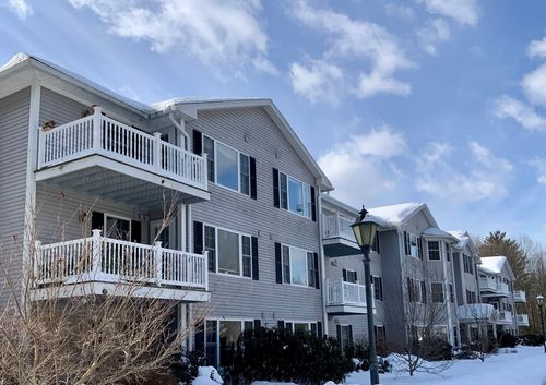 unit-105-23 Green Leaves Dr, Amherst, MA, 01002-6202 | Card Image