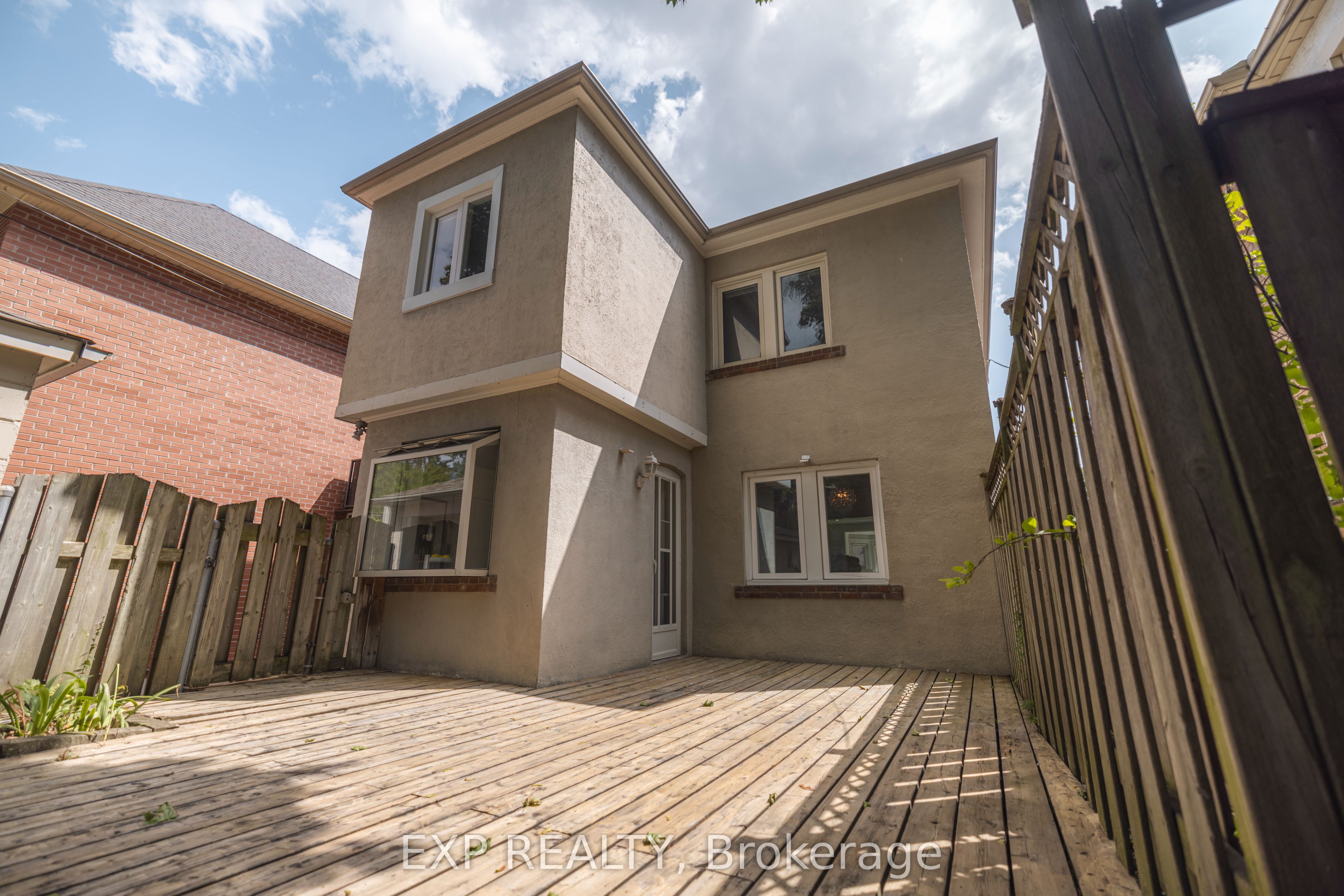 Residential in Toronto C04 3