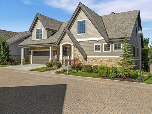 8142 S Newbury Grove Ln, Cottonwood Heights, UT, 84093-2109 | Card Image