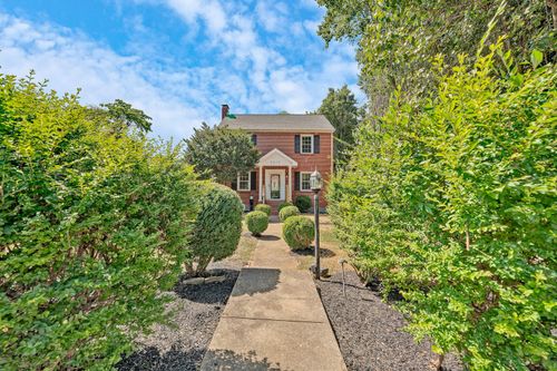 2610 Vancouver Dr Nw, Roanoke, VA, 24012-2732 | Card Image