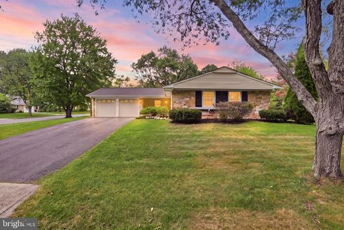 12504 Kavanaugh Ln, BOWIE, MD, 20715-2702 | Card Image