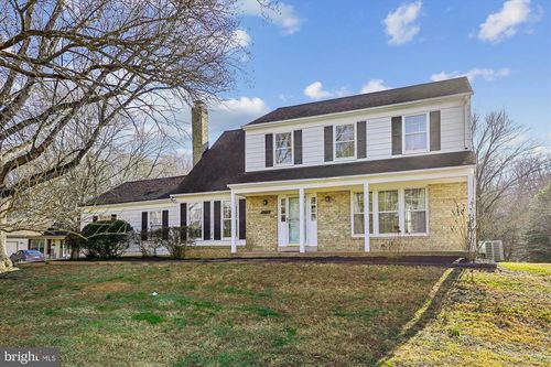 12179 Queens Brigade Dr, FAIRFAX, VA, 22030-5935 | Card Image