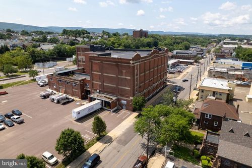 454 S Main St, Wilkes-Barre, PA, 18701-2208 | Card Image