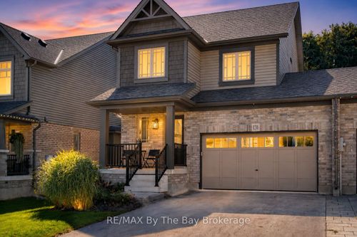 131 Stonebrook Way, Markdale, ON, N0C1H0 | Card Image